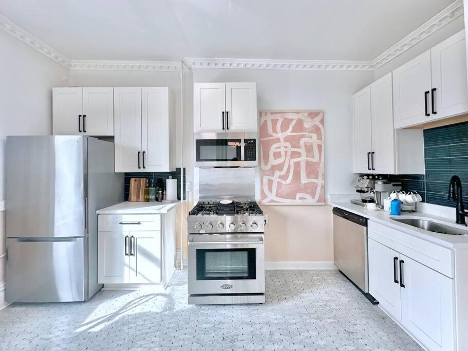 Apartment The Warhola Bloomfield By Luxe Pgh Pittsburgh