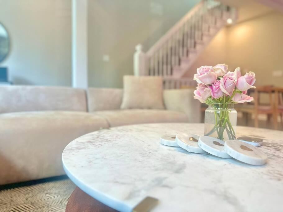 Apartment The Heinz Penthouse By Luxe Pgh