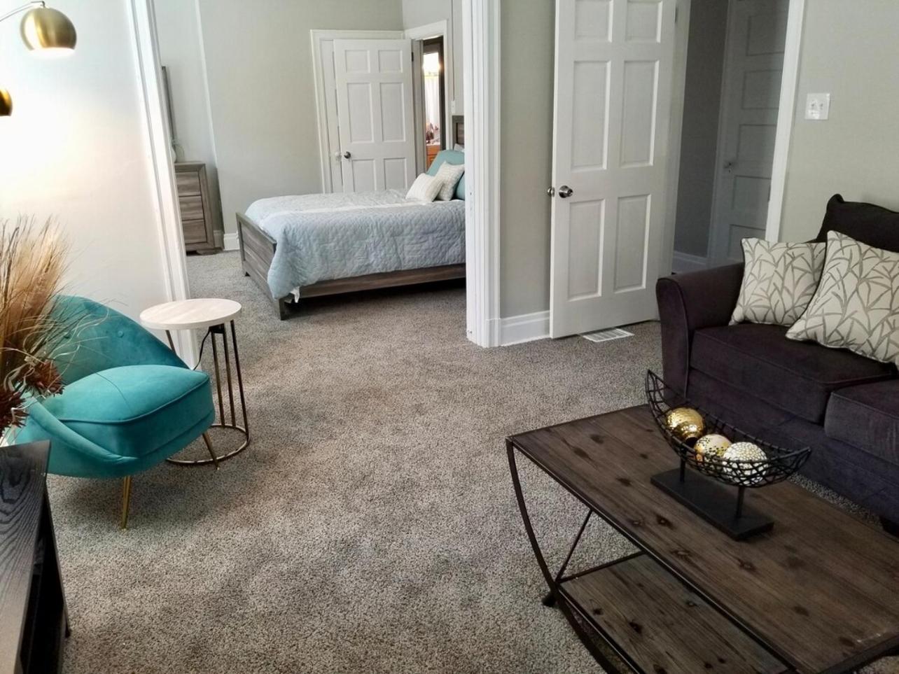 Private 3 Bdrm Spacious And Convenient * Pittsburgh