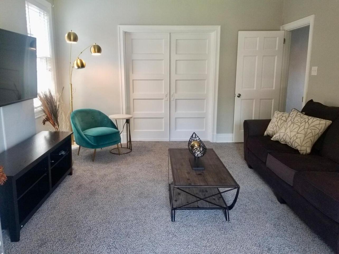 Private 3 Bdrm Spacious And Convenient Holiday home