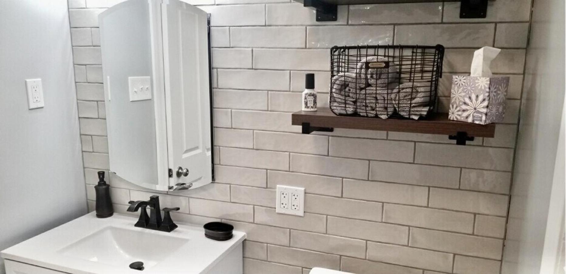Holiday home 2 Bedroom - Stylish, Modern, And Convenient! *