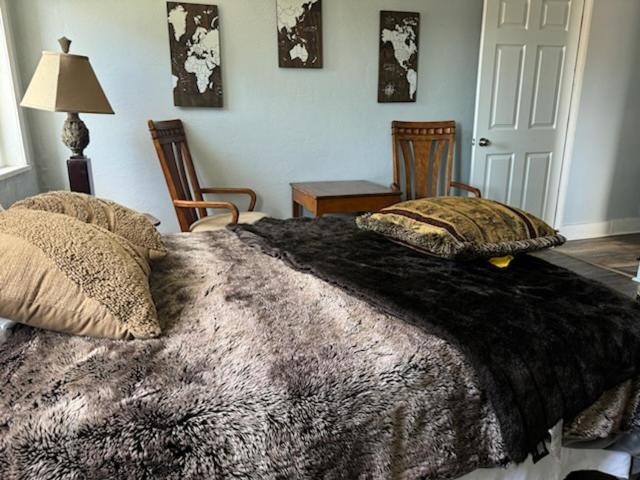 Apartment Heart Of Downtown Near Pnc Park! *