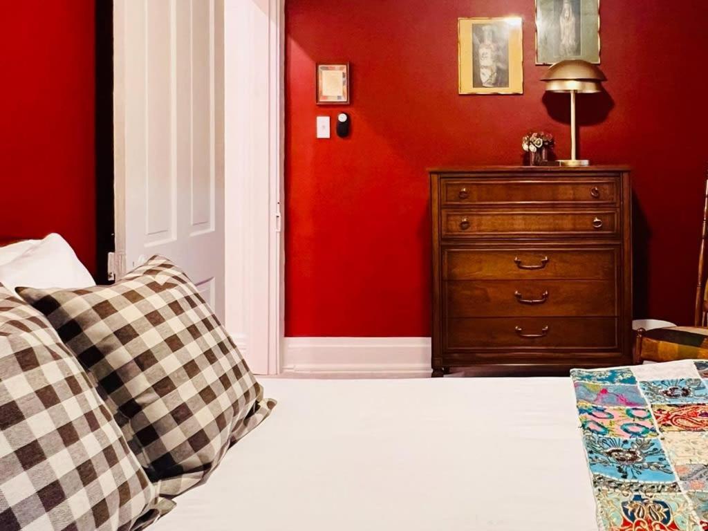 Drifterland Artistic Retreat In Lawrenceville * Pittsburgh