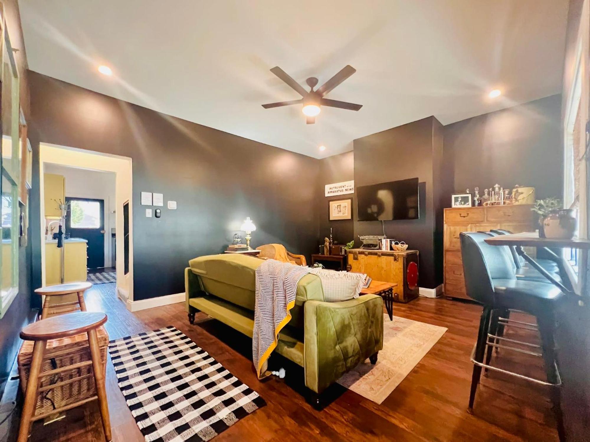 Drifterland Artistic Retreat In Lawrenceville Ferienhaus Pittsburgh