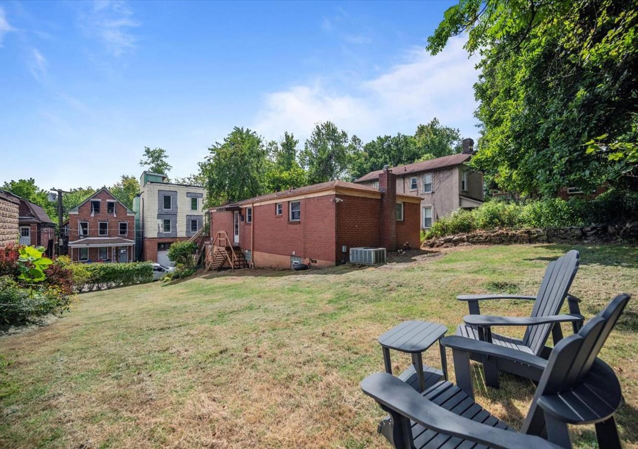 Holiday home Stylish House Near Frick Park Pittsburgh