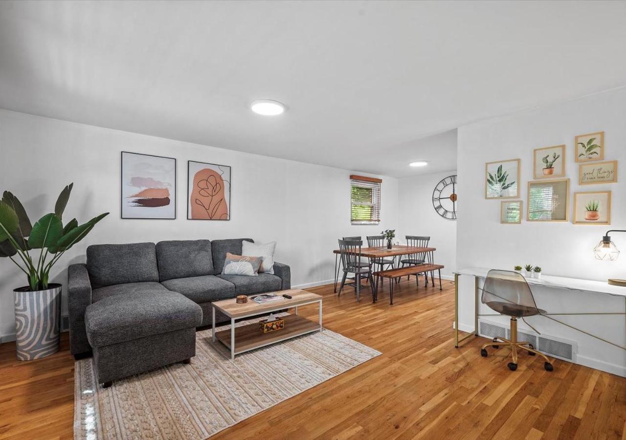 Stylish House Near Frick Park Holiday home Pittsburgh