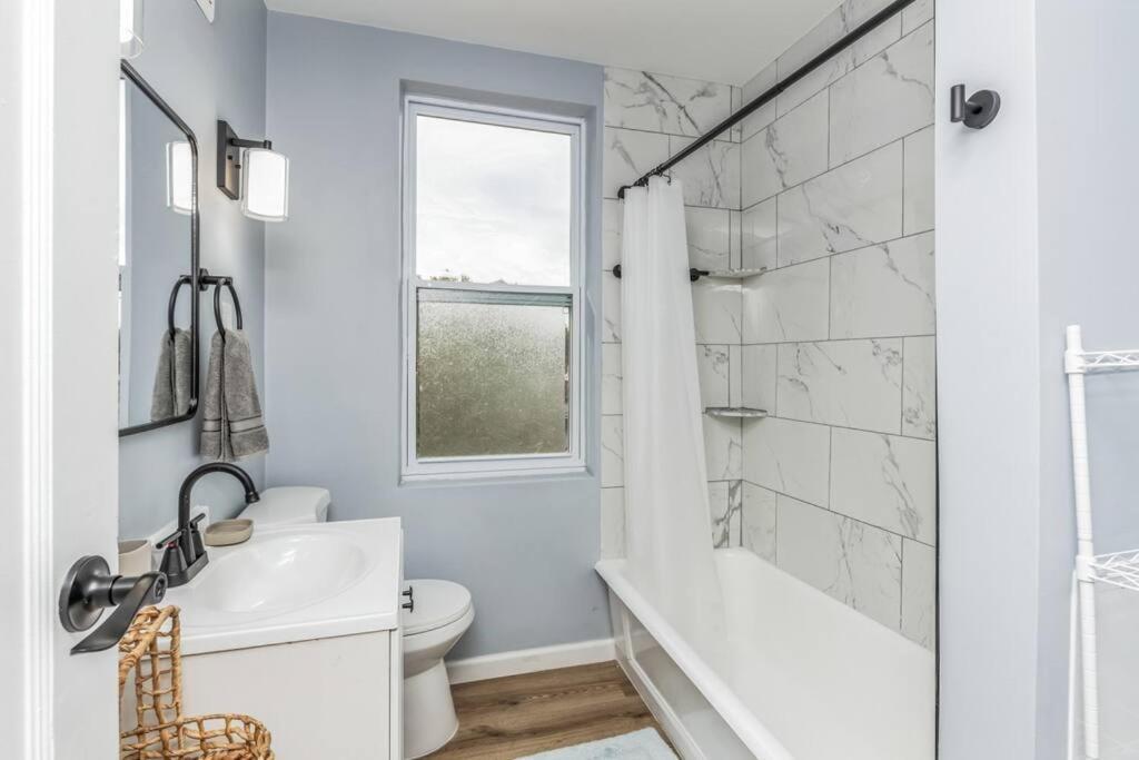 Apartment Beautiful In Forest Hills Pittsburgh