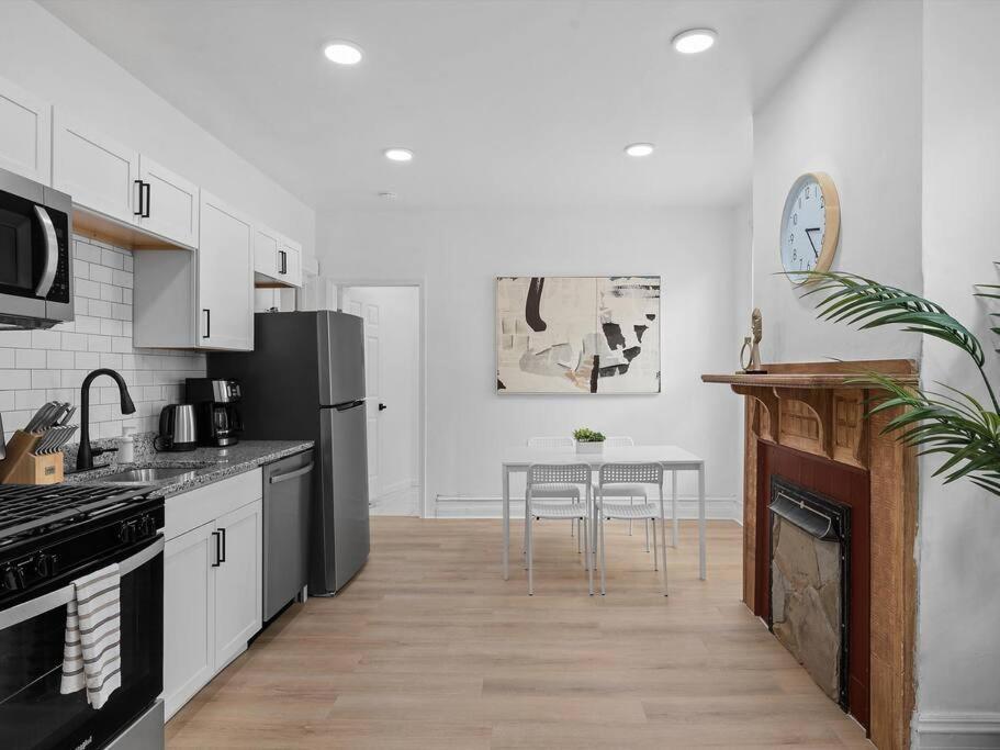 Shadyside, !1 Spacious & Modern 1 Bedroom With Parking Apartment *