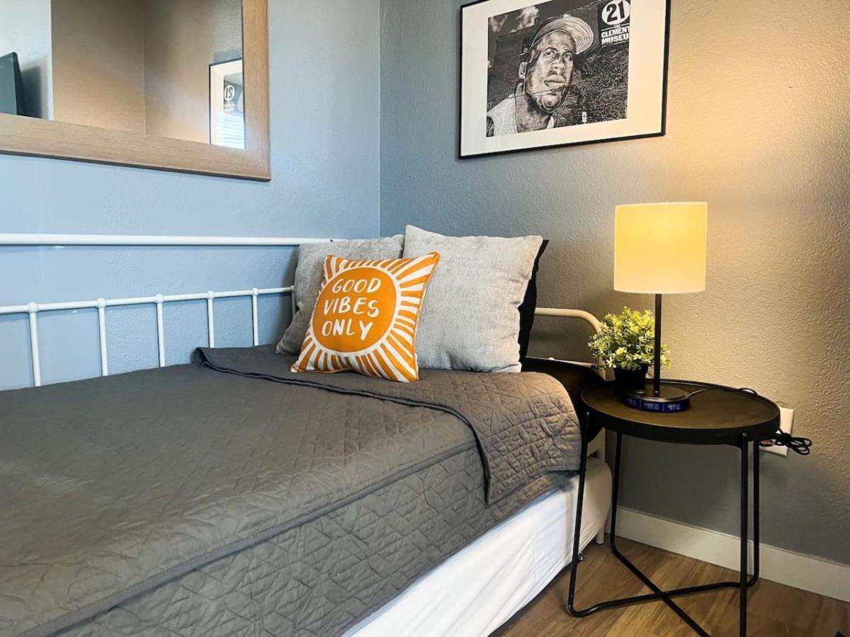 Holiday home Spacious 2br Sleeps Up To 6 Art Inspired And Affordable *