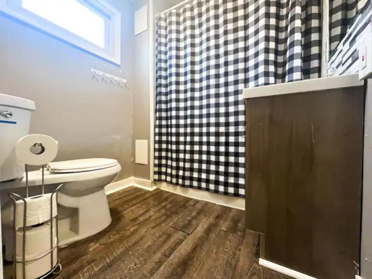 Crew Housing Sleeps 28 7br With 15 Beds And 4 Baths