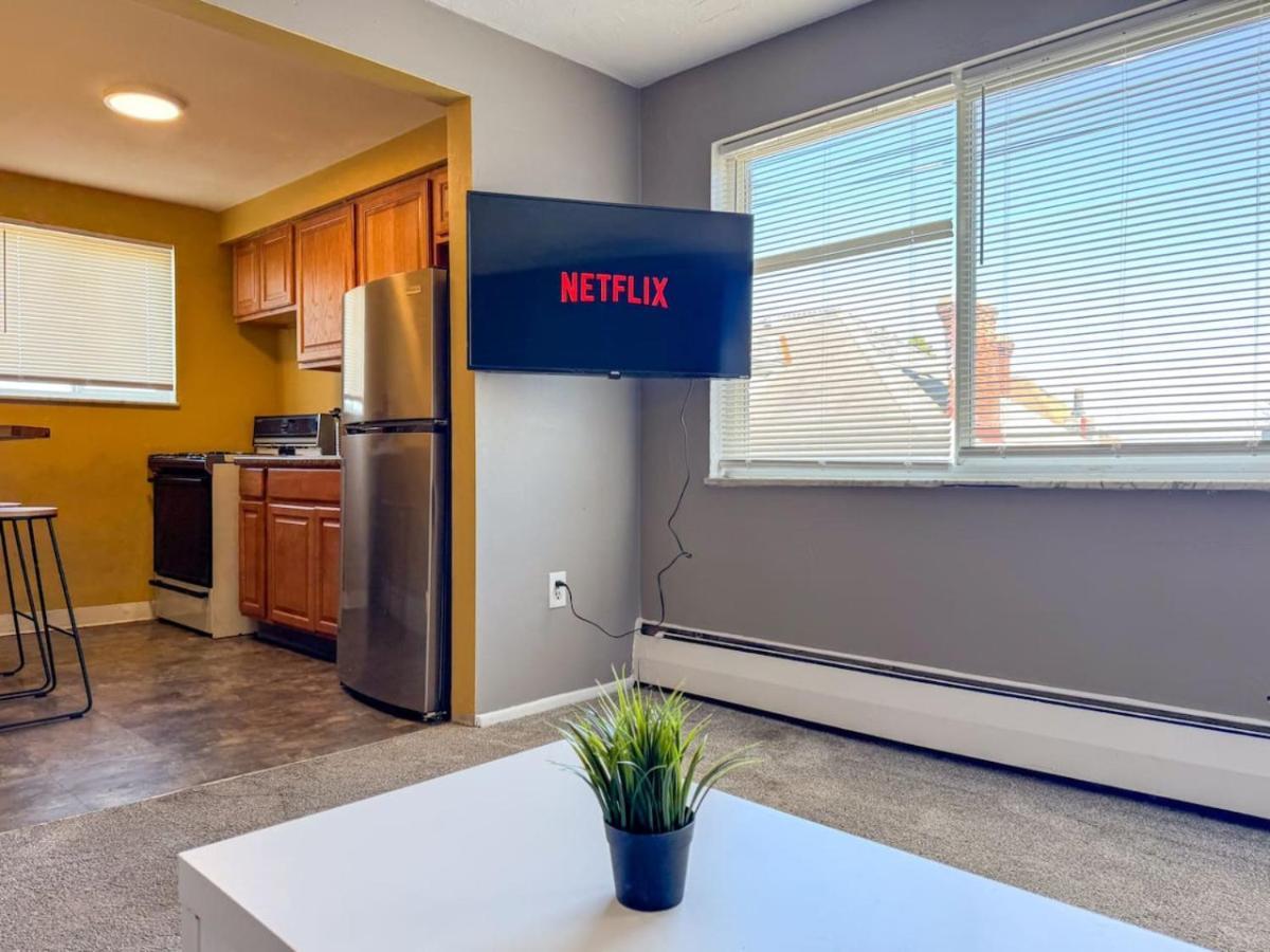 Sleeps 4 1 Bedroom 2 Beds With Parking Wifi Apartment *