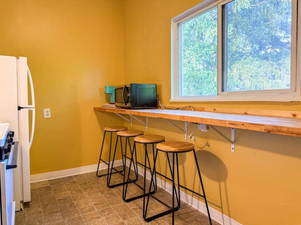 Apartment 2 Full 4 Bedrooms With 14 Beds And Parking