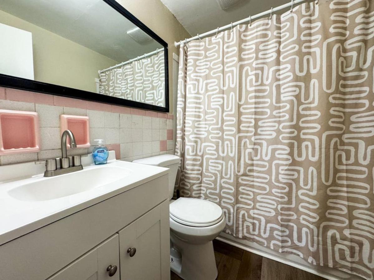 Apartment 4 Large With 8 Bedrooms And Parking Wifi Pittsburgh