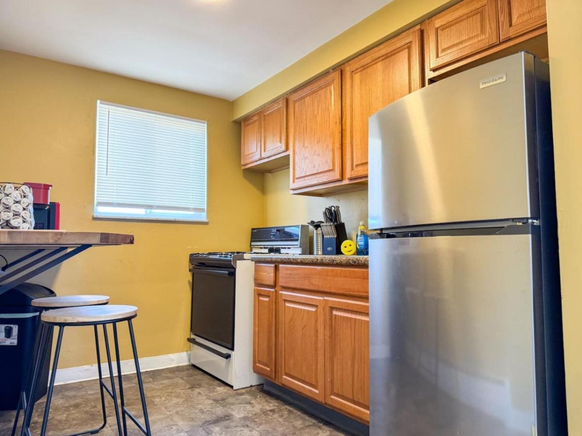 4 With 4 Bedrooms And Parking Wifi