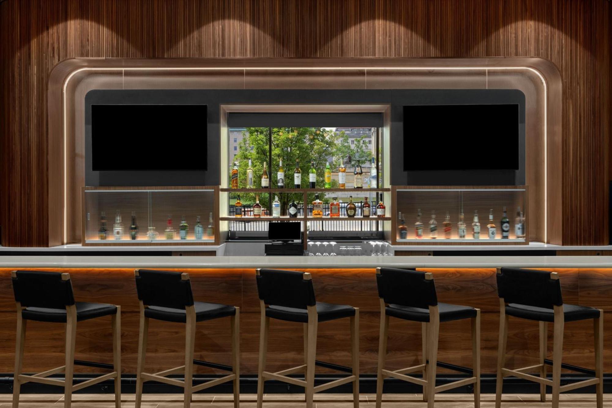 Hotel Courtyard By Marriott Center Pittsburgh