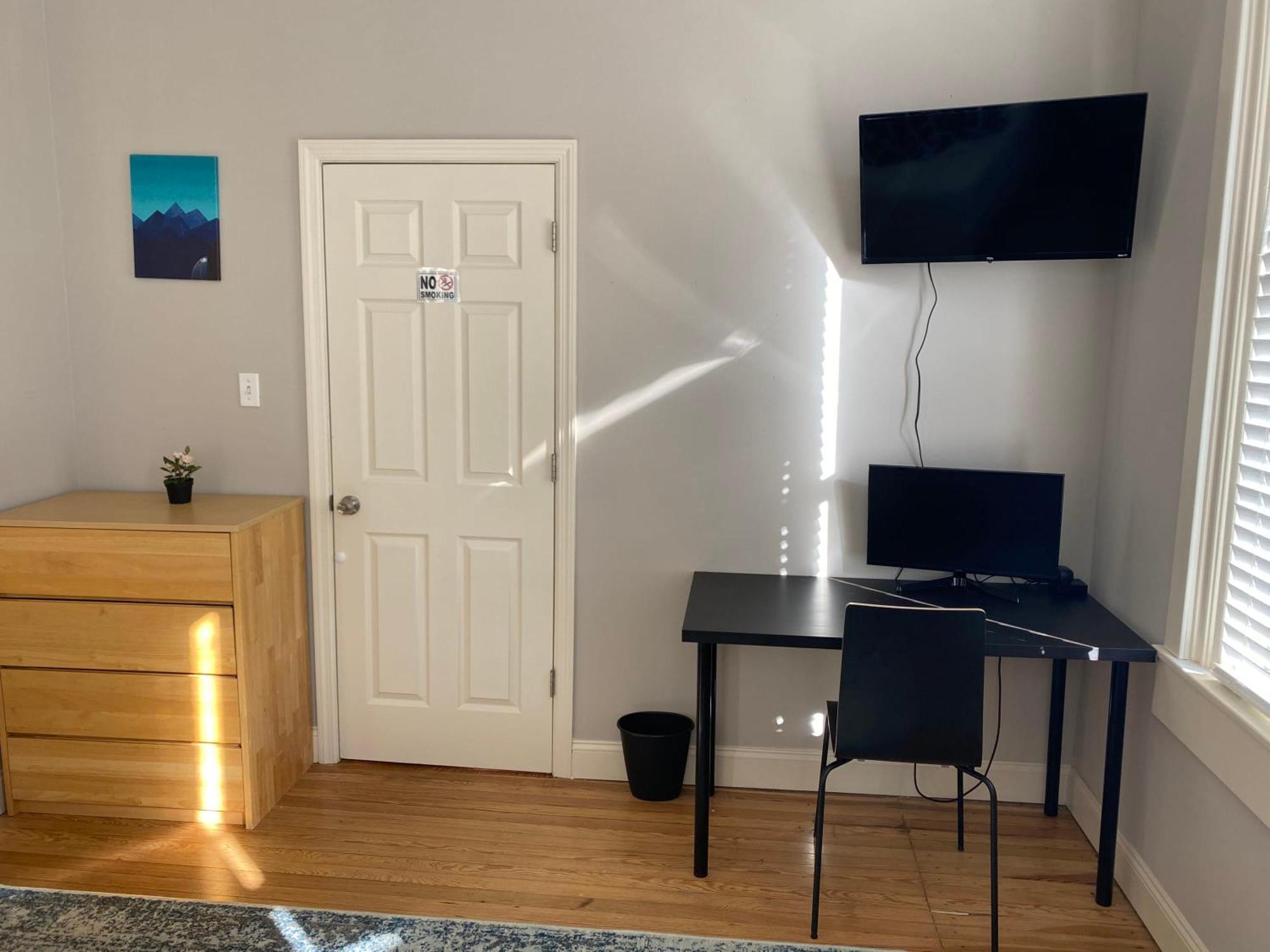 Location - Walkable Entertainment * Pittsburgh