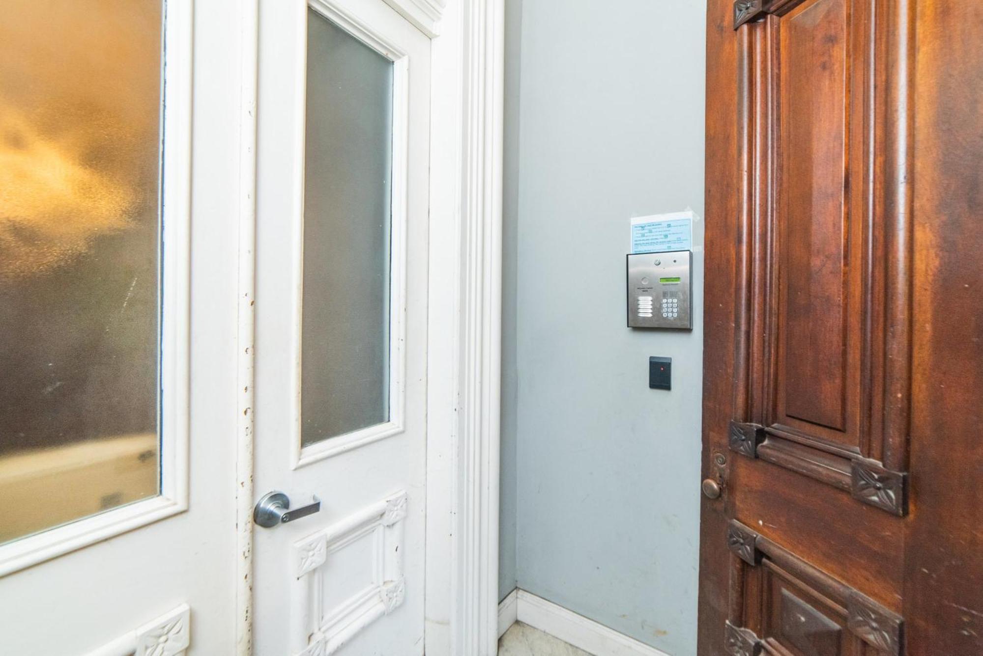 Apartment Unbeatable Location - Walkable Entertainment *