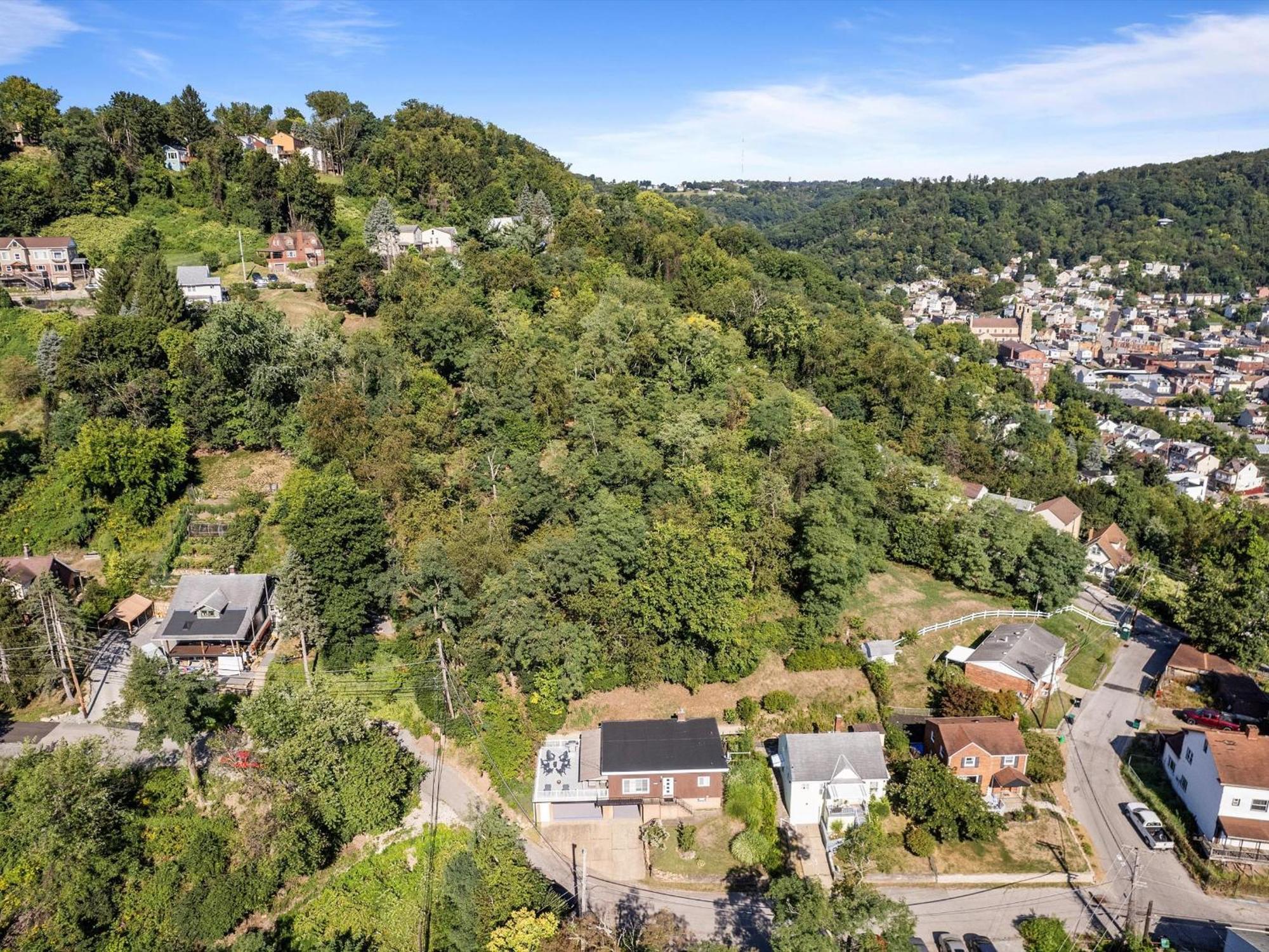 Ferienhaus Stylish And Bright 3bd Home, Amazing Deck, Game Room, Free Parking *