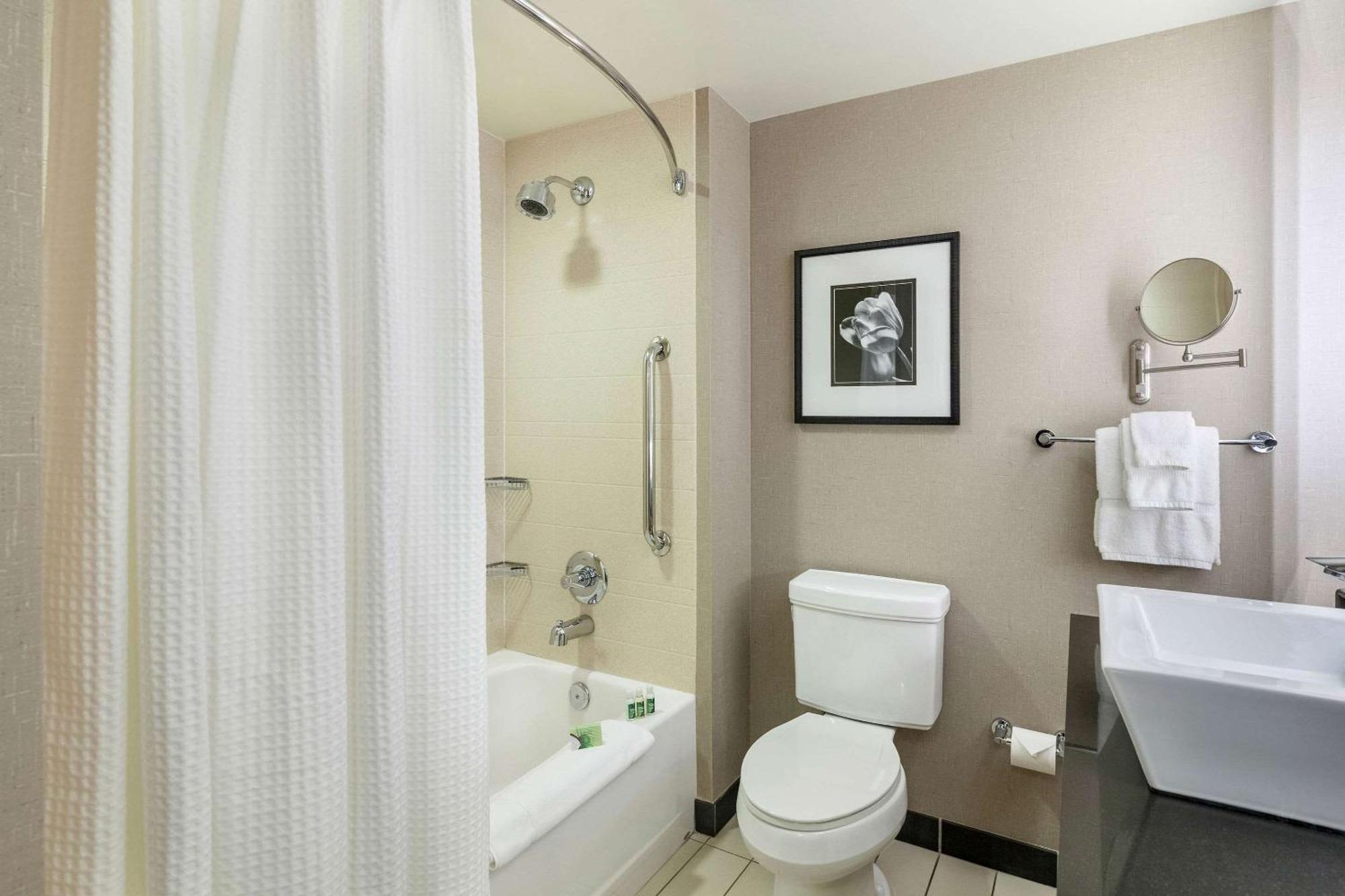 Hotel Cambria - Downtown Pittsburgh