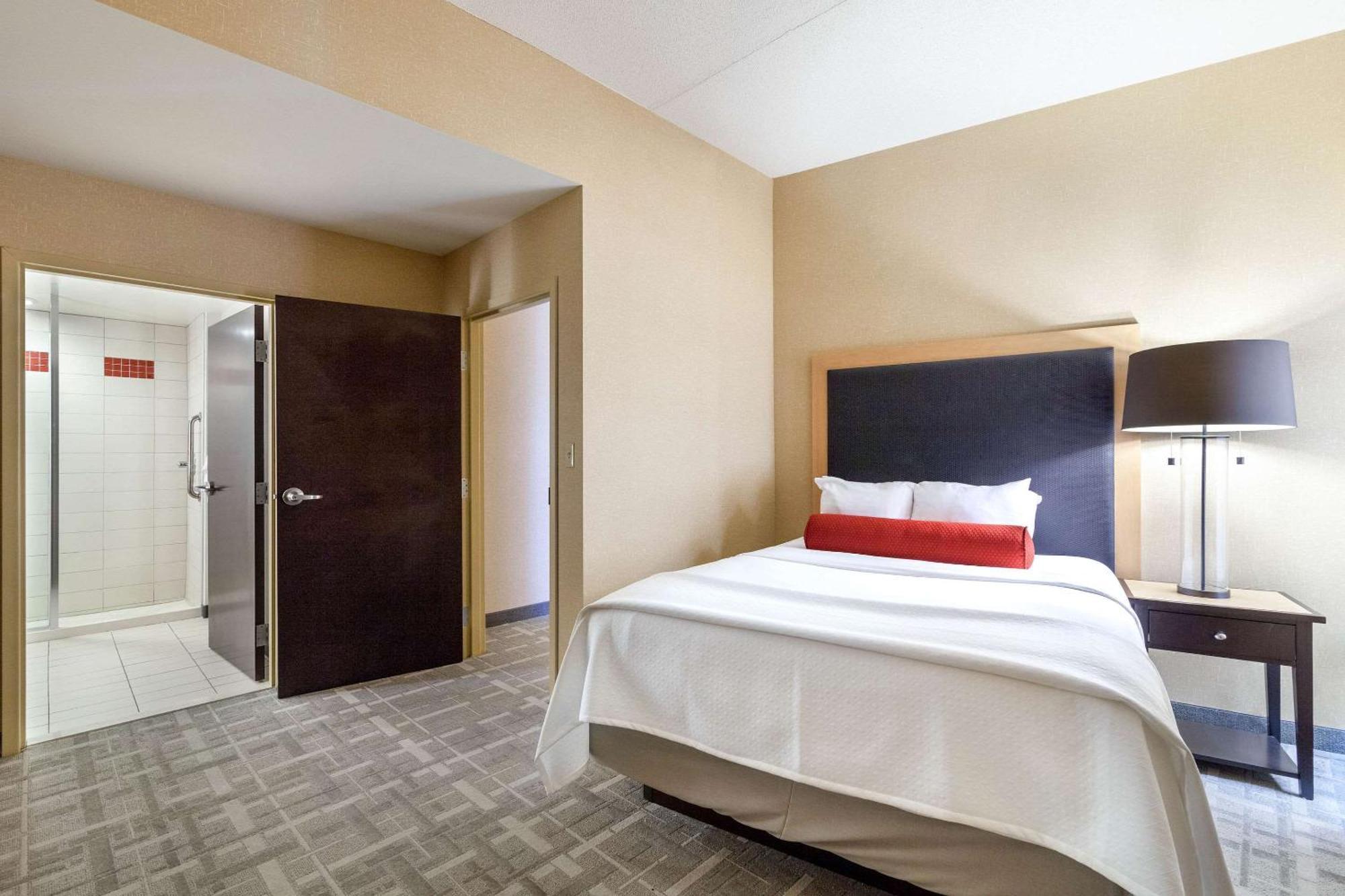 Hotel Cambria - Downtown 4*