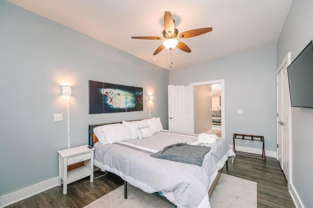 Parking Comfortable Apartment