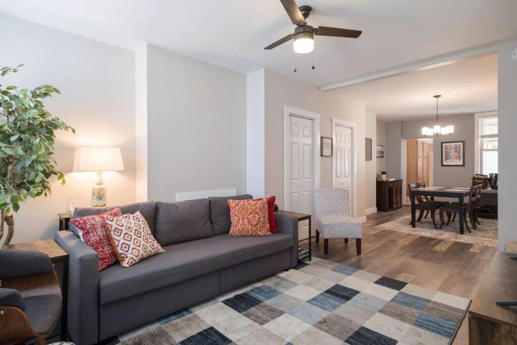 Cozy, Pet-friendly In Pittsburgh's South Side