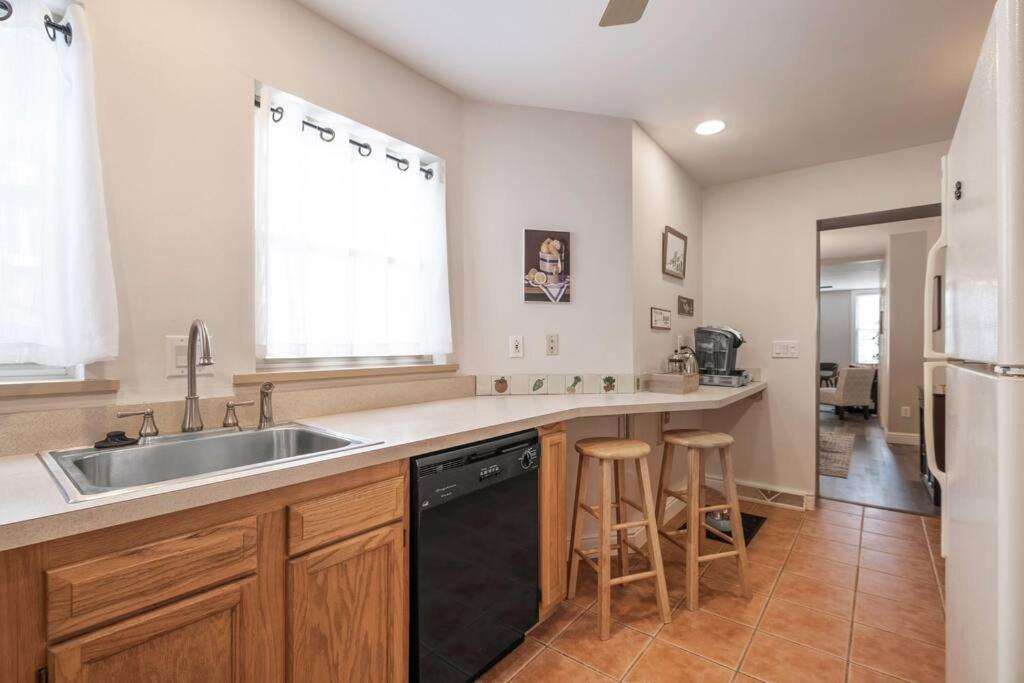 Cozy, Pet-friendly In Pittsburgh's South Side
