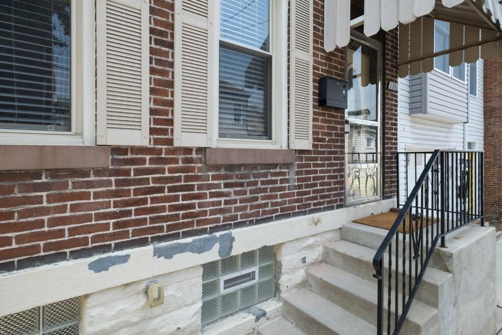Holiday home Cozy, Pet-friendly In Pittsburgh's South Side Pittsburgh
