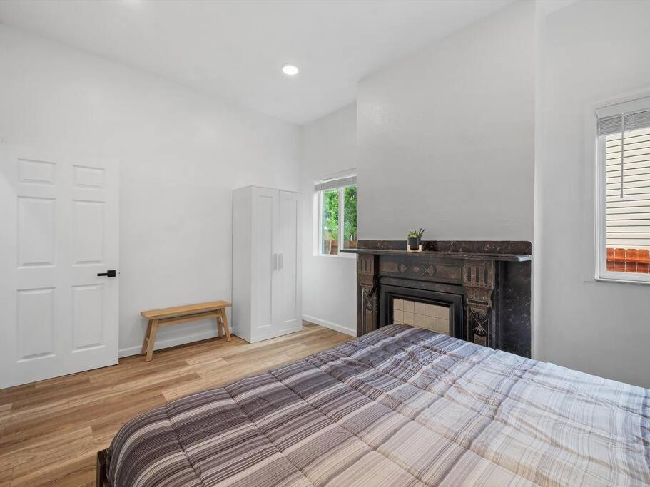 Bloomfield, Shadyside !2 Modern And Spacious Two Bedroom With Free Parking Pittsburgh