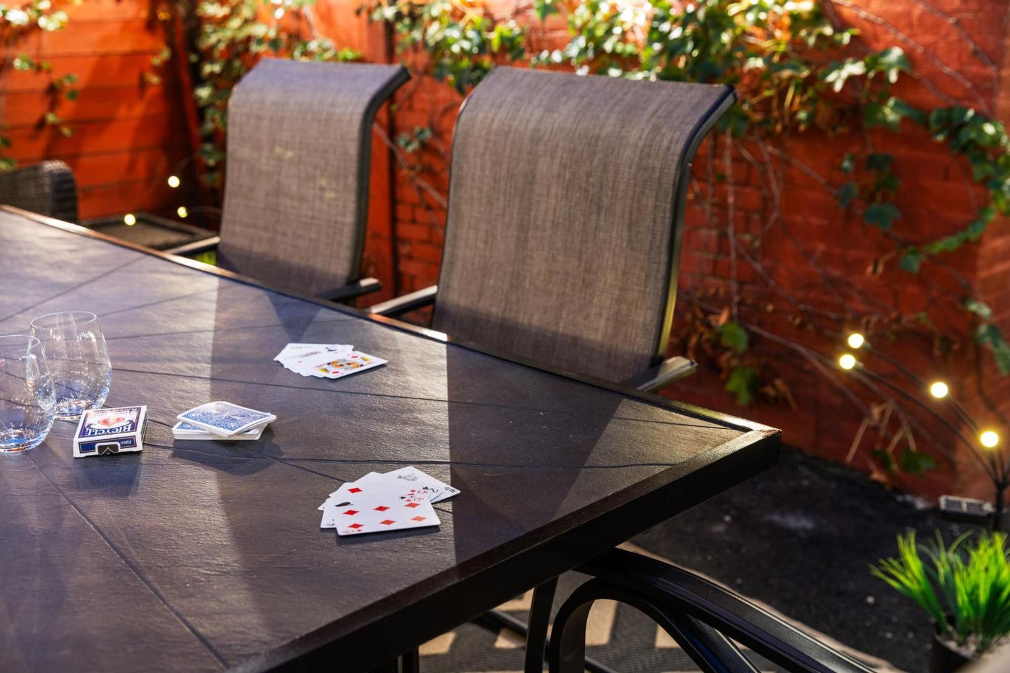Casa de férias 5bdrm 10bd With King Bbq Patio 1 Min Walk Carson St *