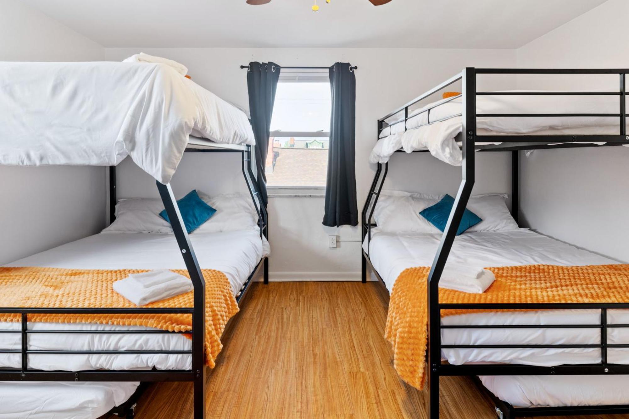 Casa de férias 5bdrm 10bd With King Bbq Patio 1 Min Walk Carson St *