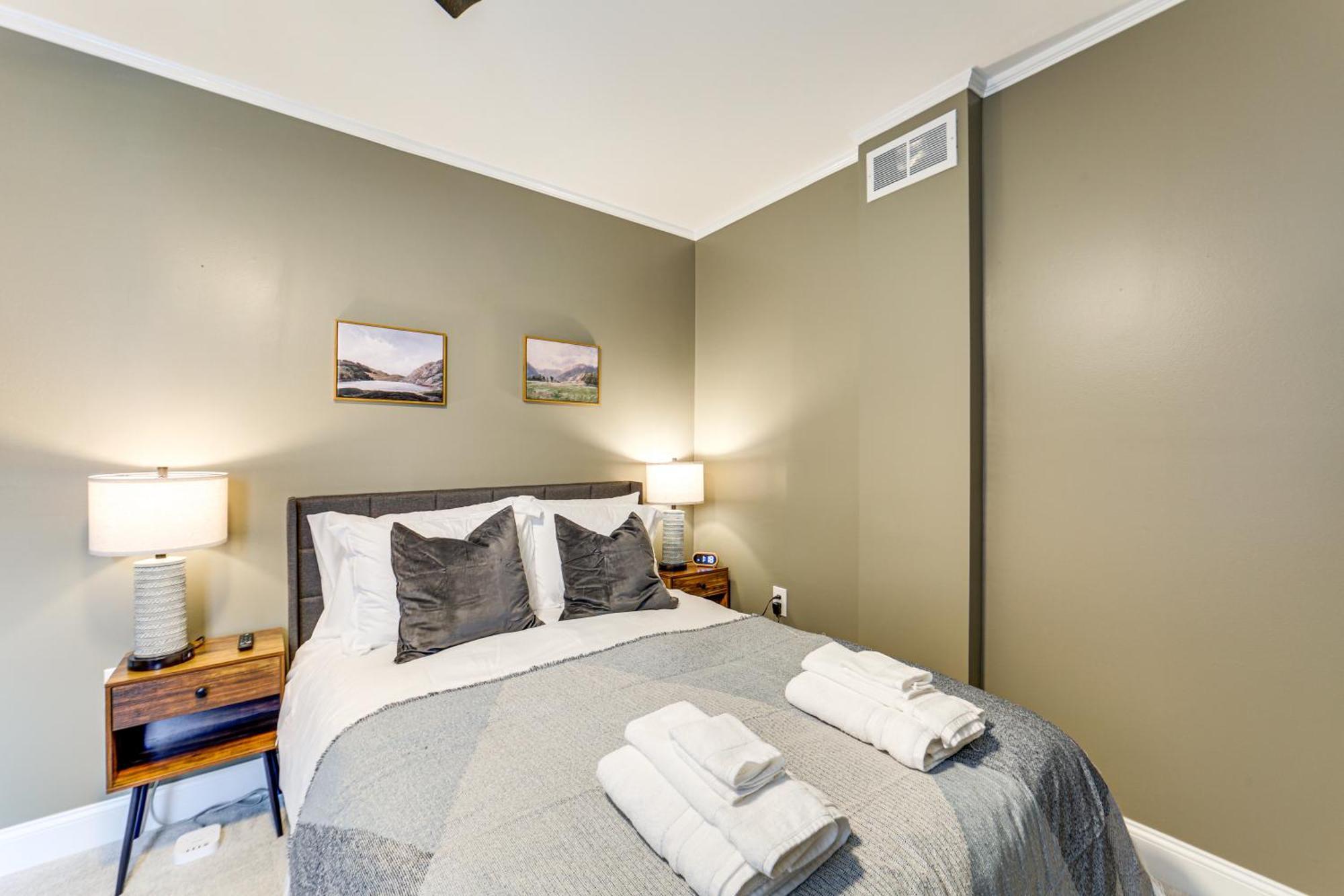 Holiday home 1 Mi To Dtwn Walkable Gem In *