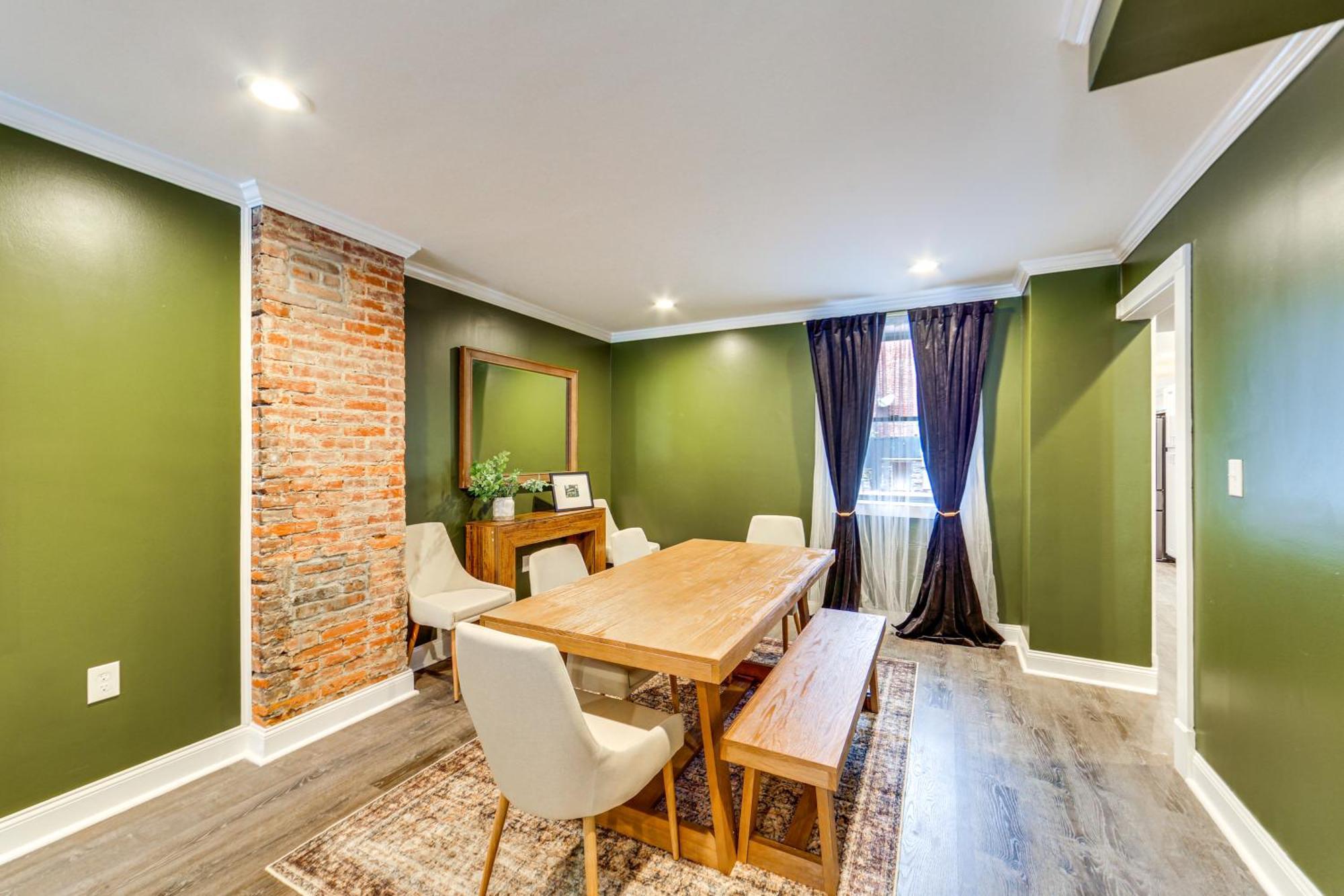 Holiday home 1 Mi To Dtwn Walkable Gem In *