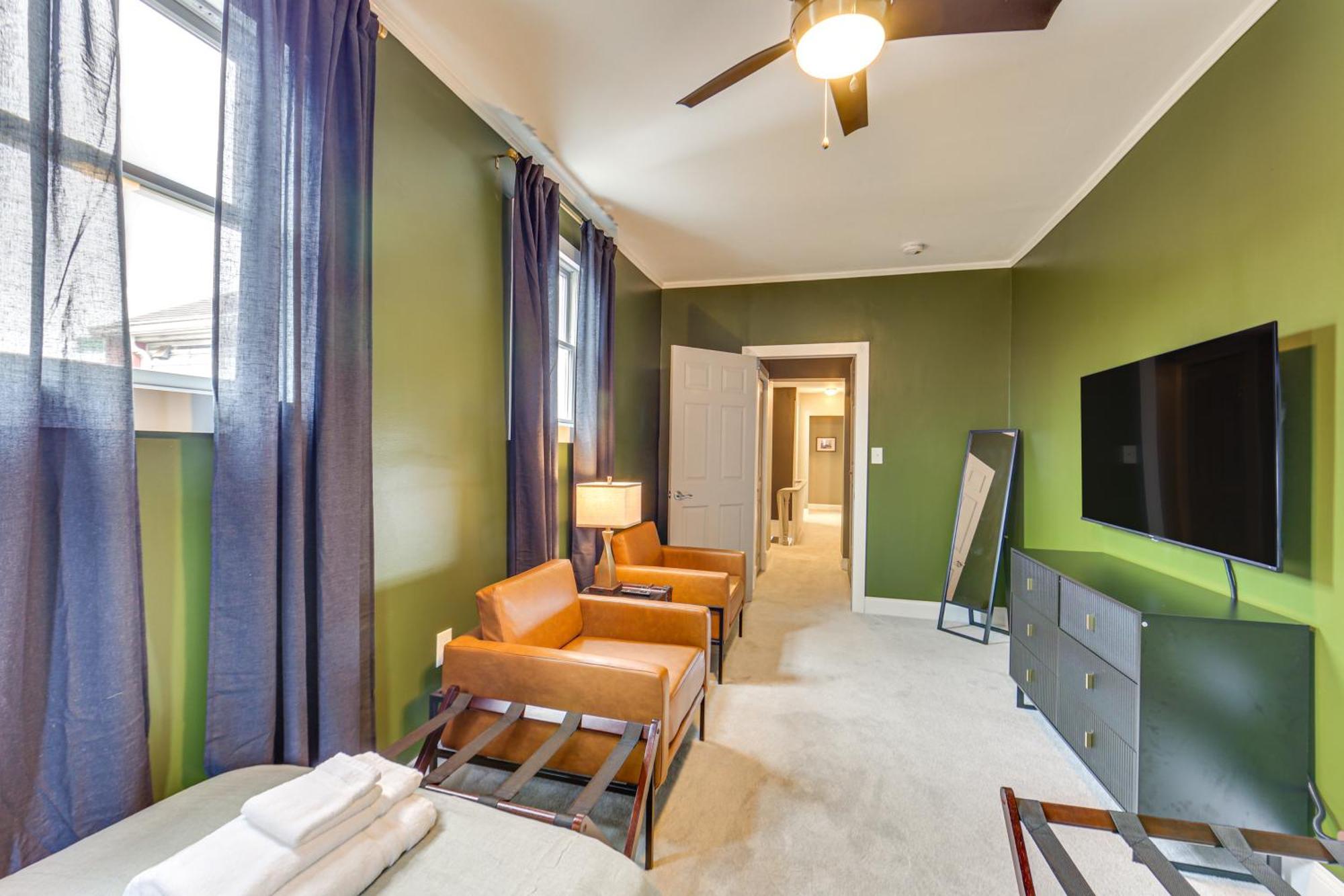 1 Mi To Dtwn Walkable Gem In *