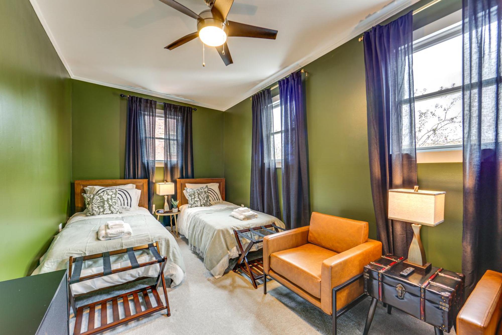 1 Mi To Dtwn Walkable Gem In *