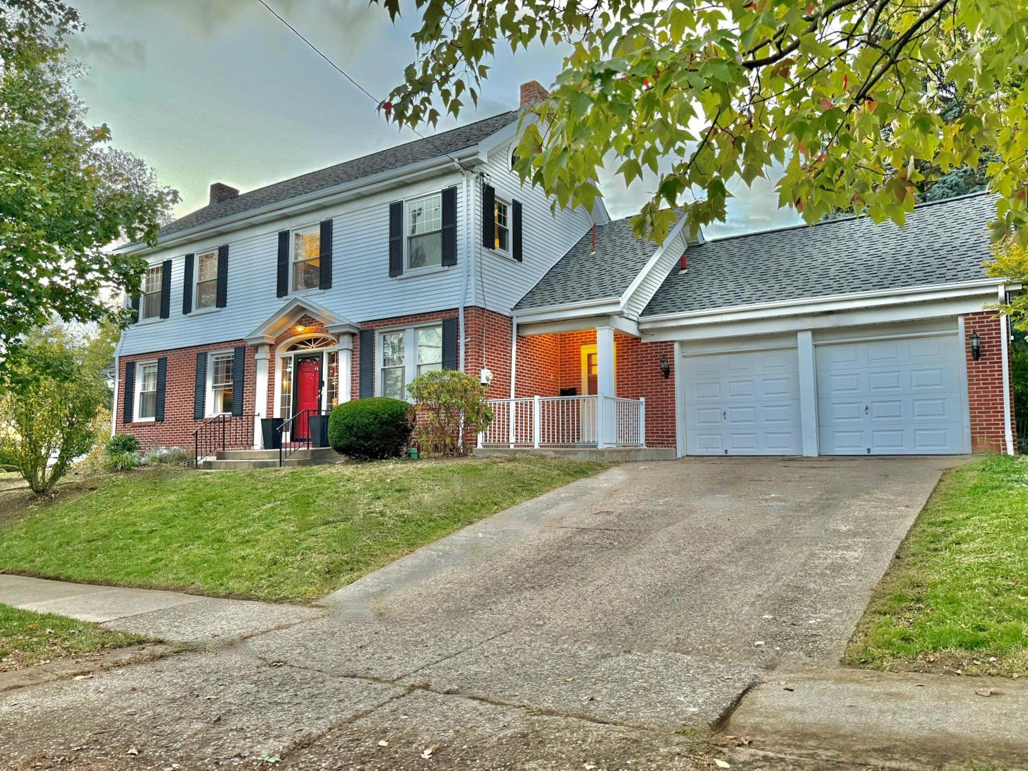 Holiday home The Colonial At Mount Lebanon By Luxe Pgh *