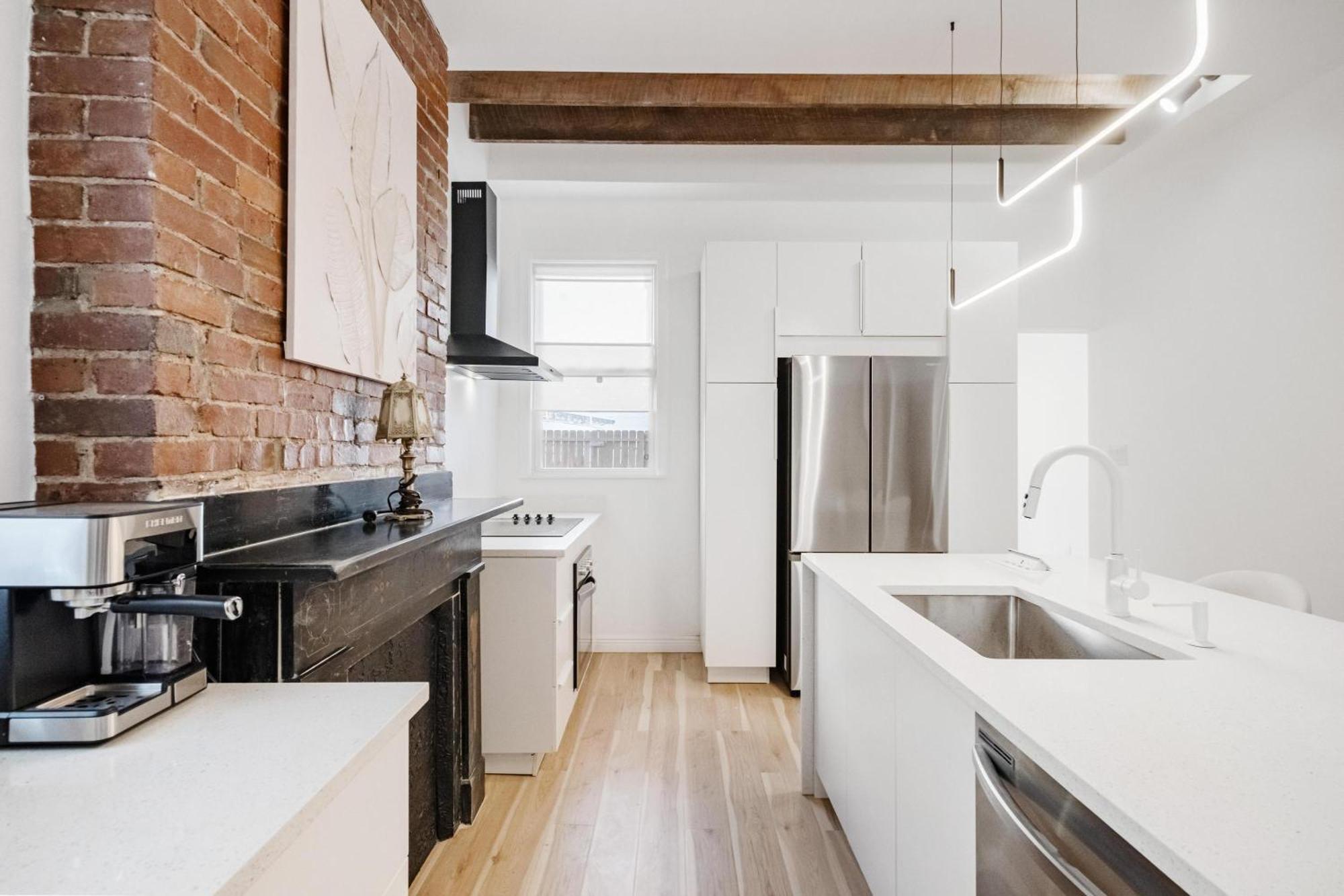 A Perfect South Side Getaway Holiday home *