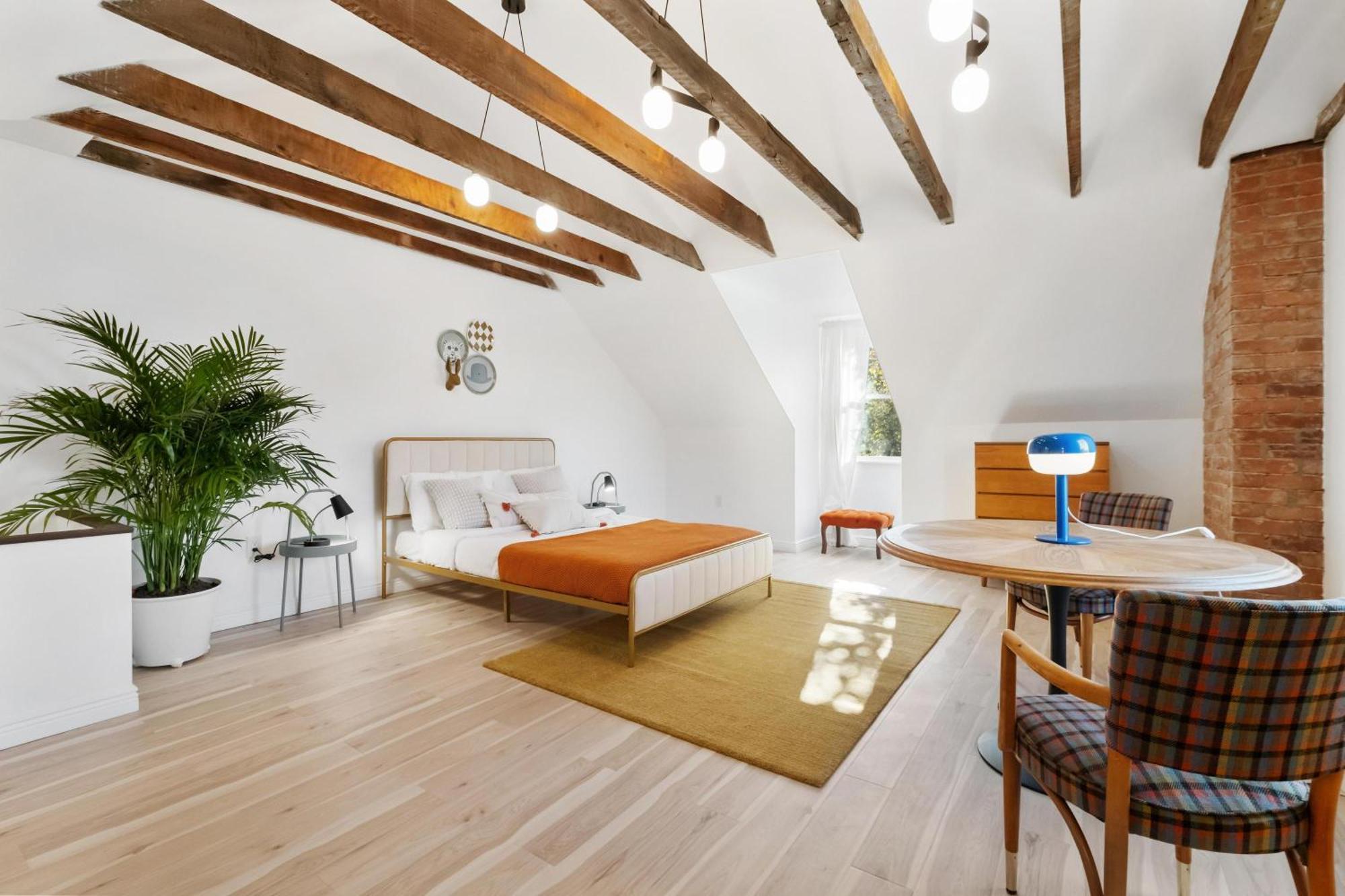 A Perfect South Side Getaway Holiday home
