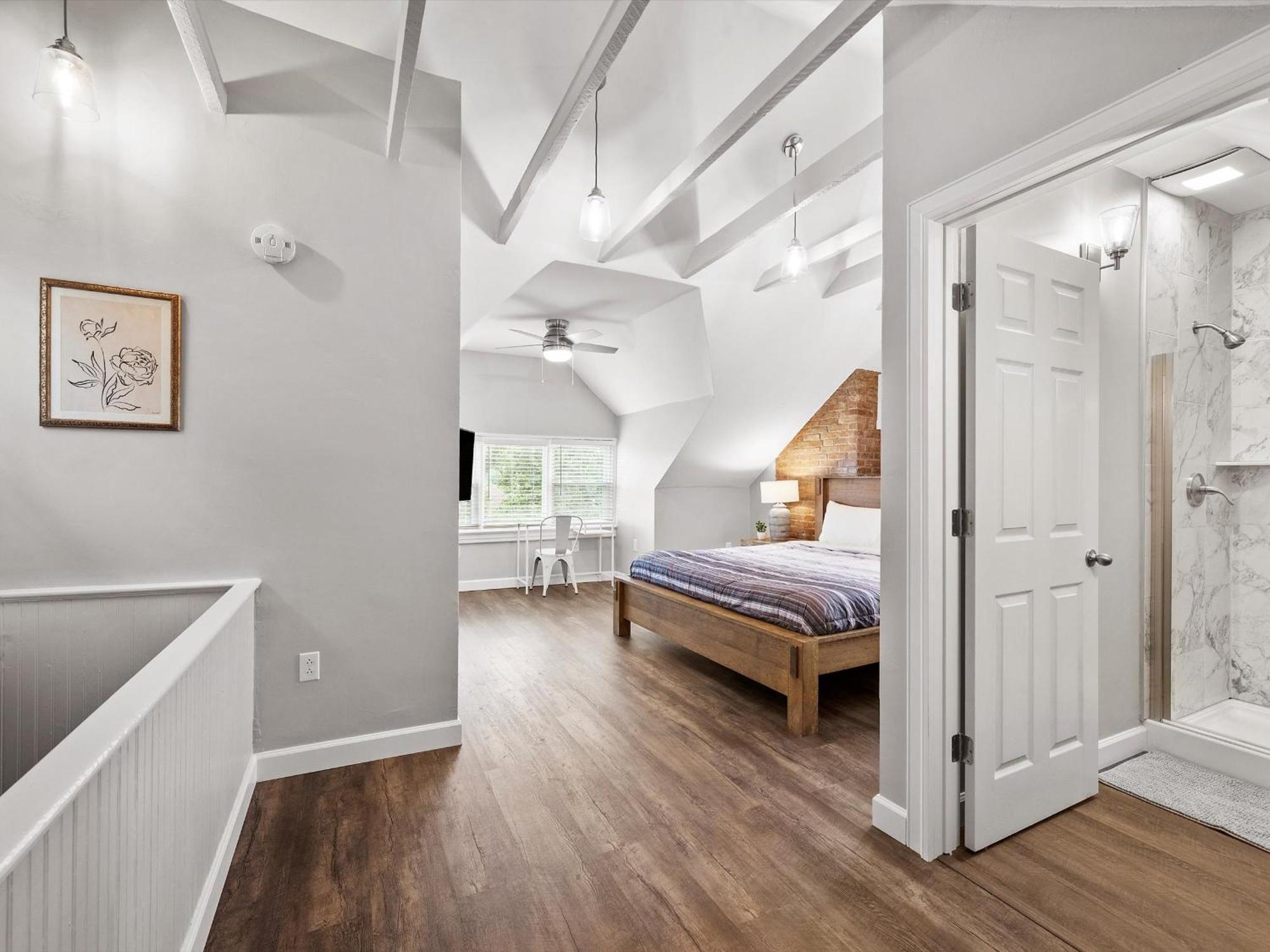 Homestay Oakland, !f Unique And Stylish Private Bedroom With Private Bathroom Pittsburgh