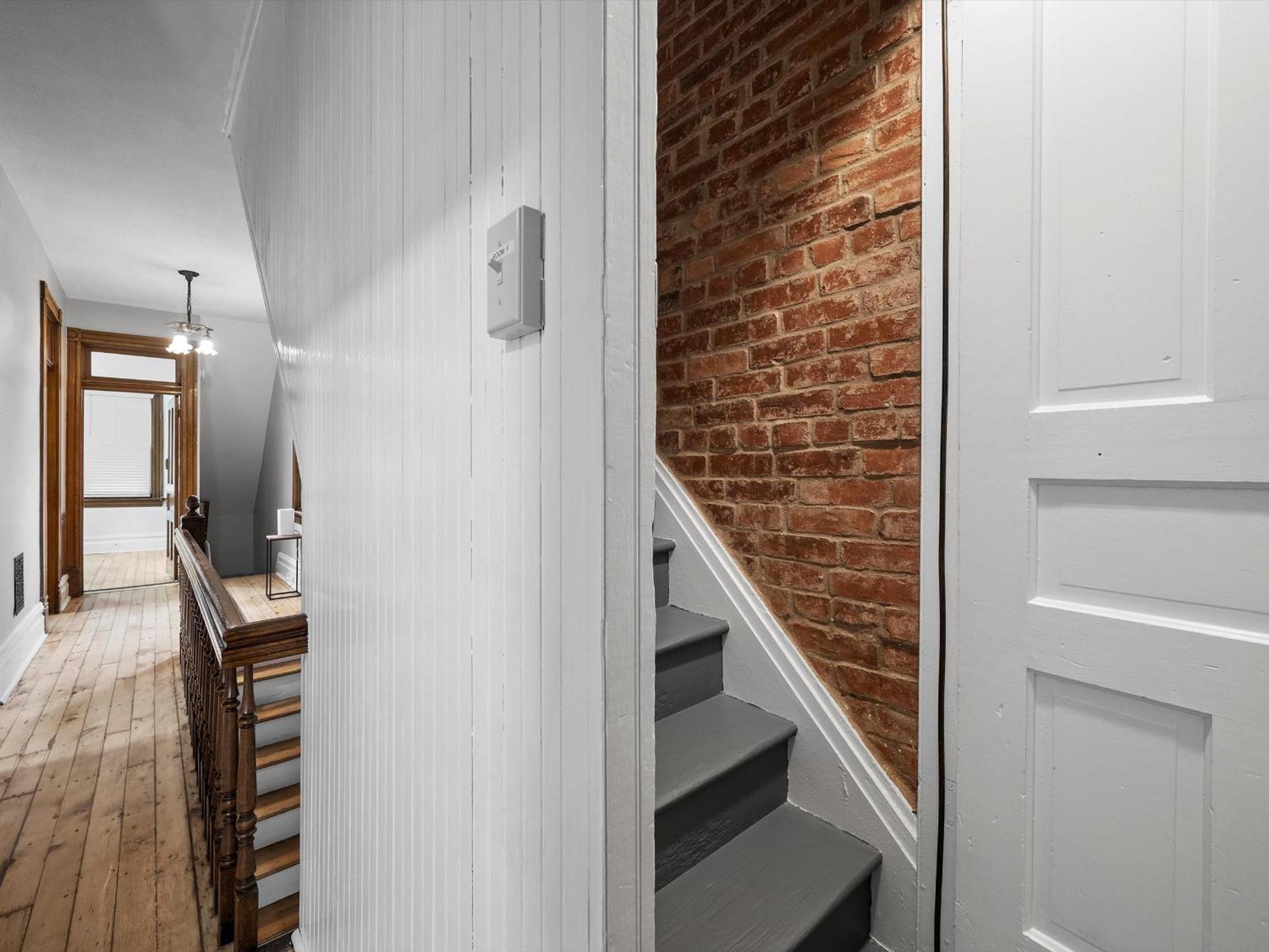 Oakland, !f Unique And Stylish Private Bedroom With Private Bathroom Homestay *