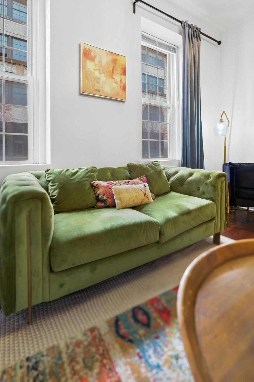 Holiday home Cozy With King Beds - Short Drive To