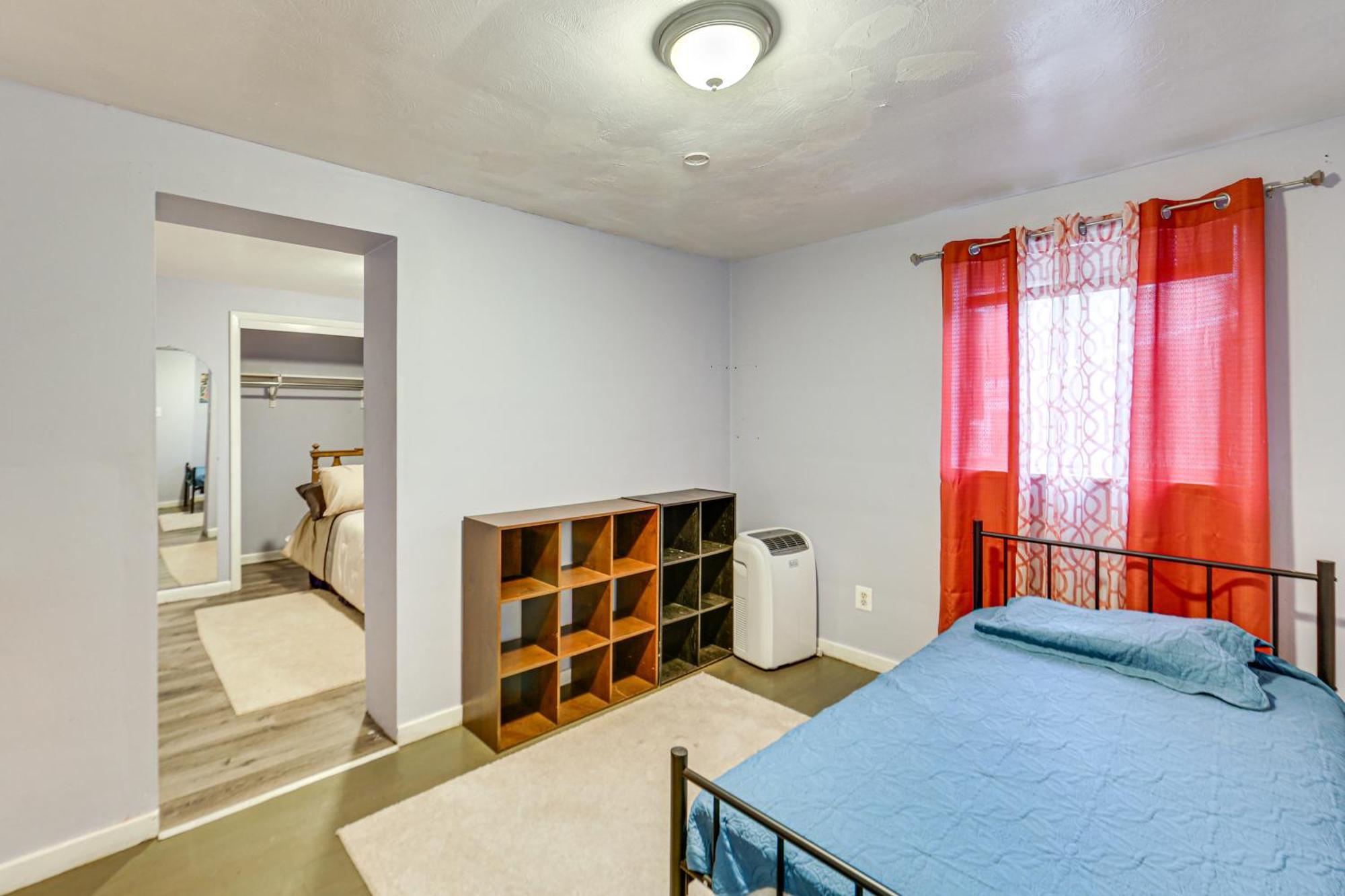 12 Mi To Dtwn With In-unit Laundry! Holiday home Pittsburgh