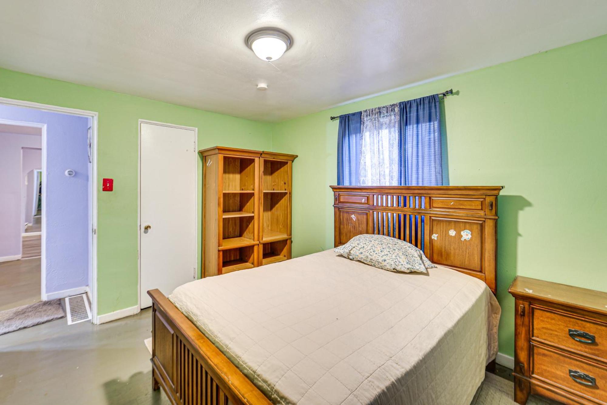 Holiday home 12 Mi To Dtwn With In-unit Laundry! Pittsburgh