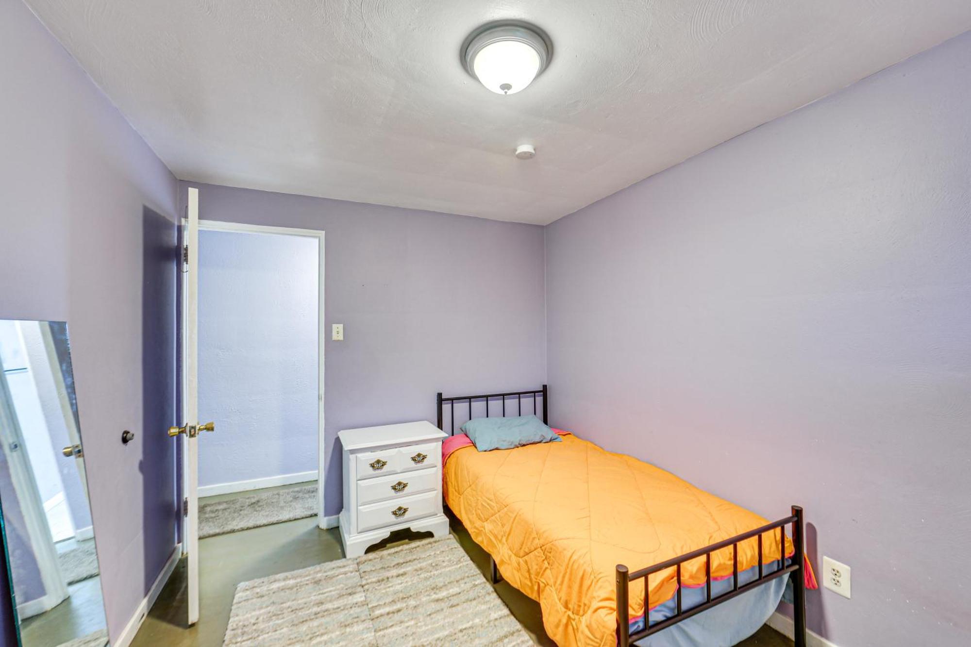 12 Mi To Dtwn With In-unit Laundry! Pittsburgh