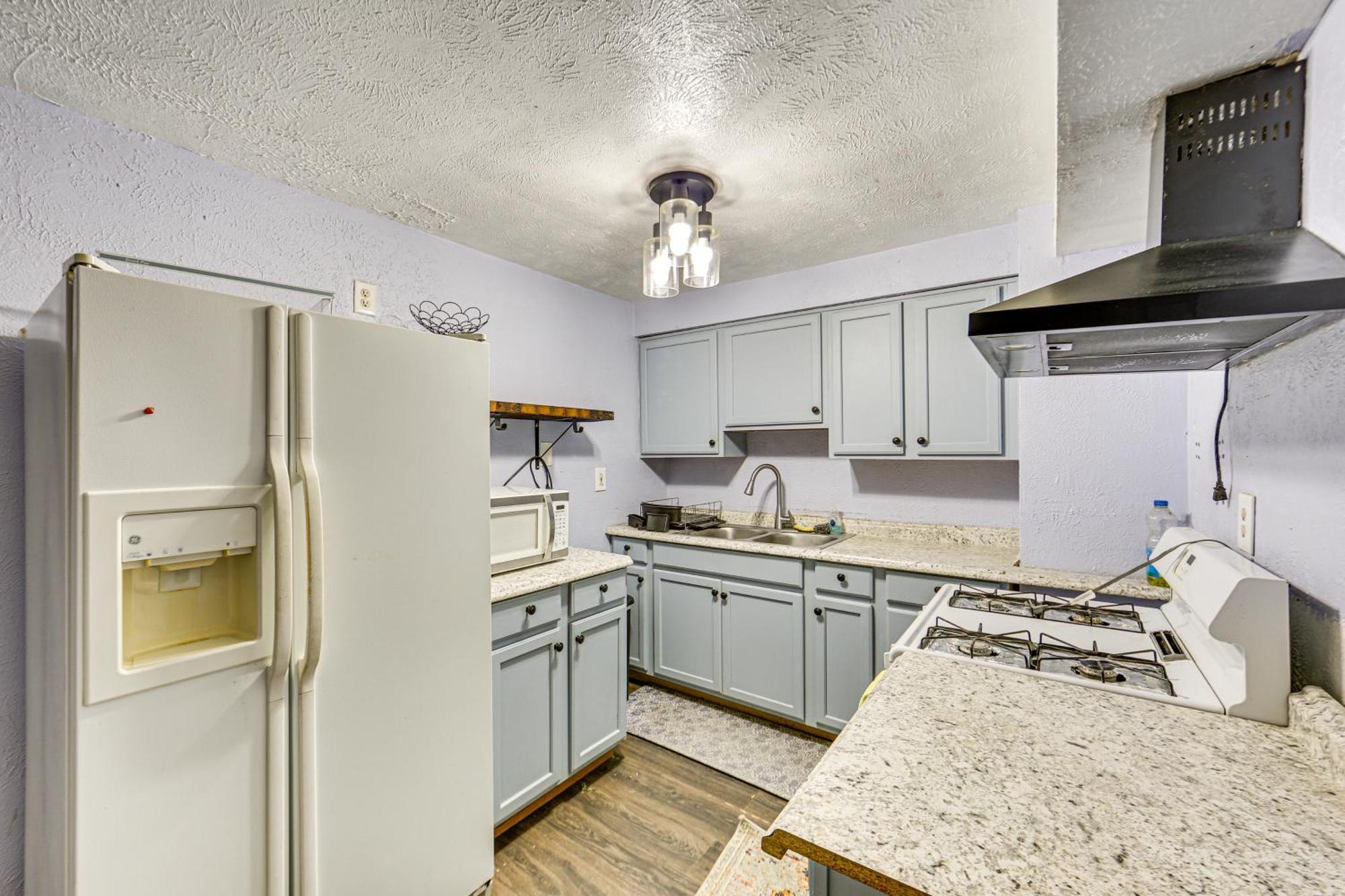 12 Mi To Dtwn With In-unit Laundry! * Pittsburgh
