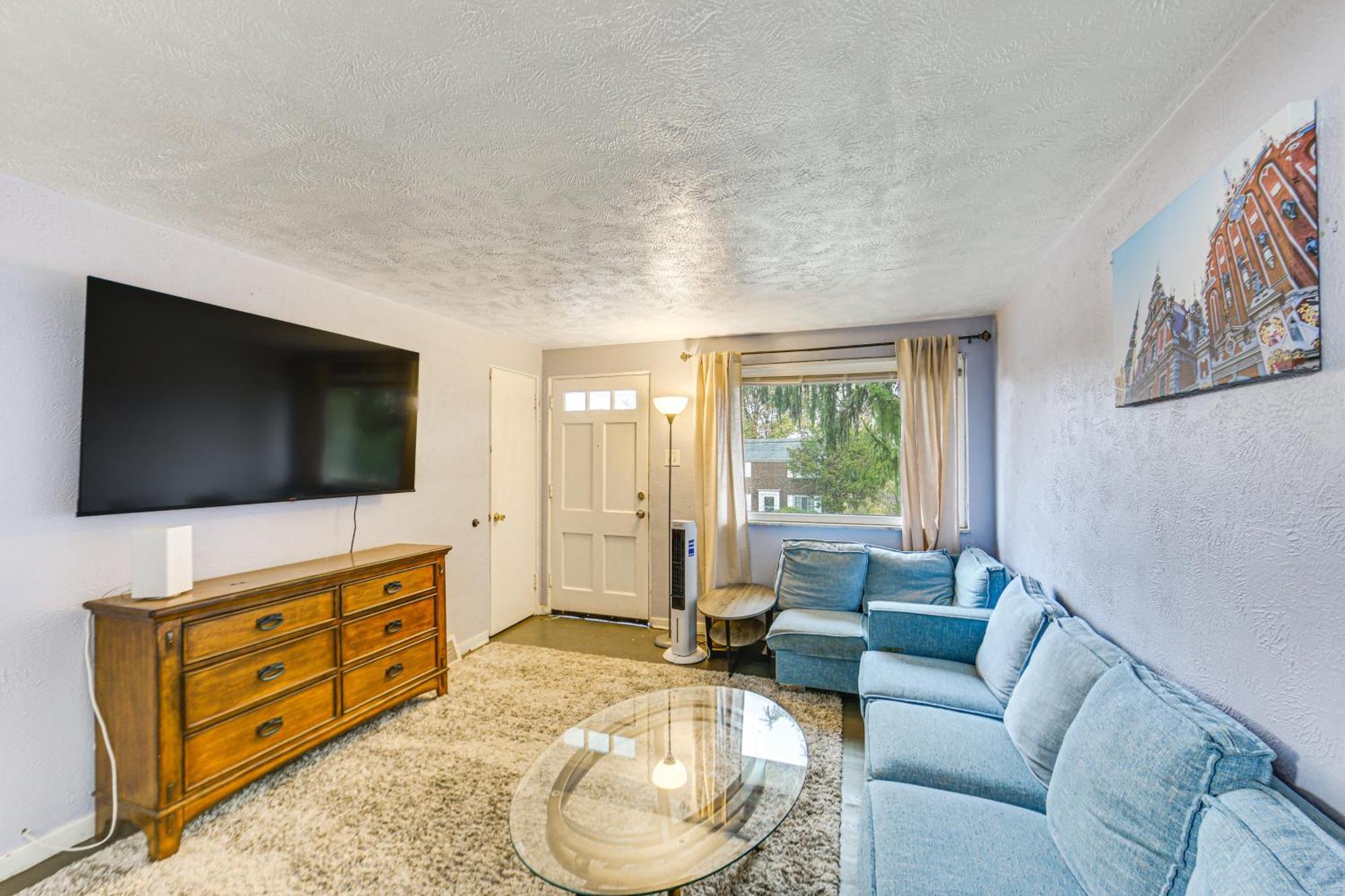 12 Mi To Dtwn With In-unit Laundry! * Pittsburgh