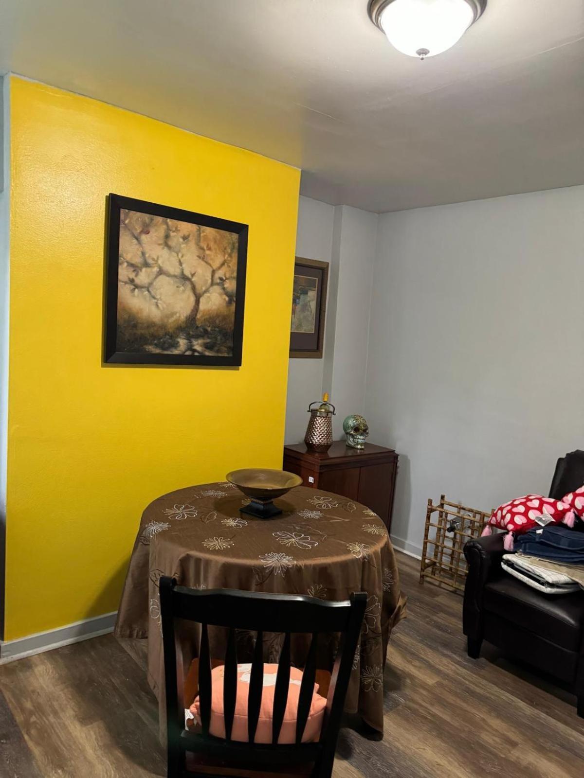 Heart Of The Burgh!! North Side Pittsburgh! Homestay Pittsburgh