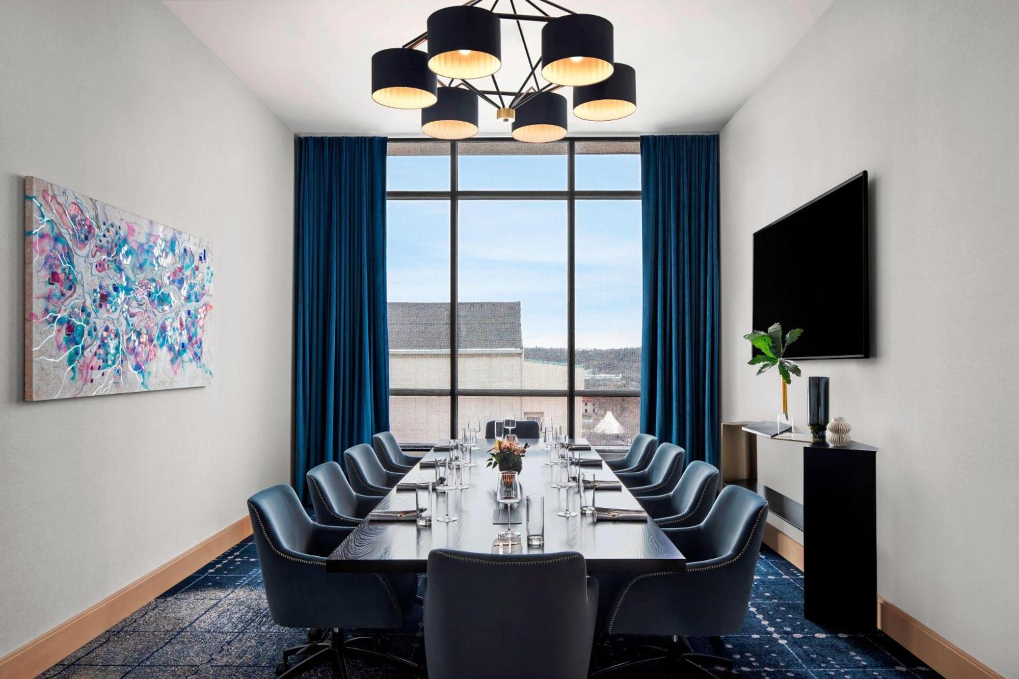 The Oaklander Hotel, Autograph Collection Hotel Pittsburgh