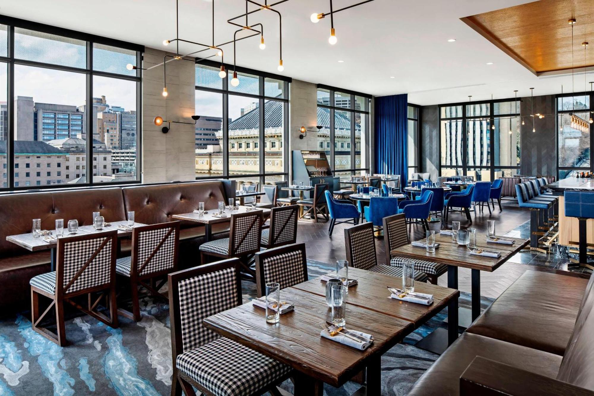 The Oaklander Hotel, Autograph Collection