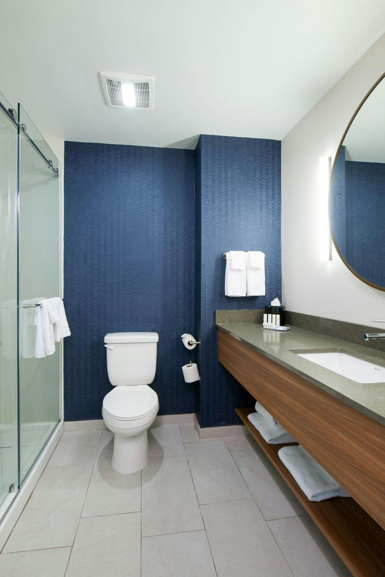 Hotel Fairfield By Marriott Downtown Pittsburgh